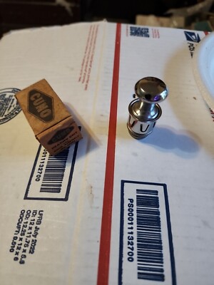 NOS CUNO CAR CIGARETTE LIGHTER NEW IN BOX FITS FORD