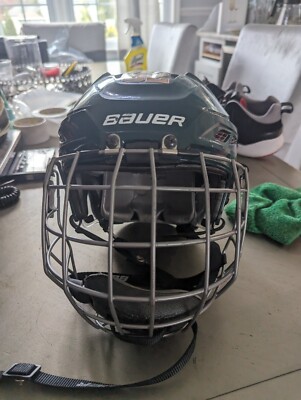 BAUER IMS 7.0 HOCKEY HELMET W/MATCHING FACTORY CAGE SIZE  Small GREAT 