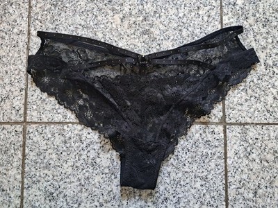 Super Schöner String Tanga Slip Hunkemöller XS Spitze Sexy Kinky Bänder