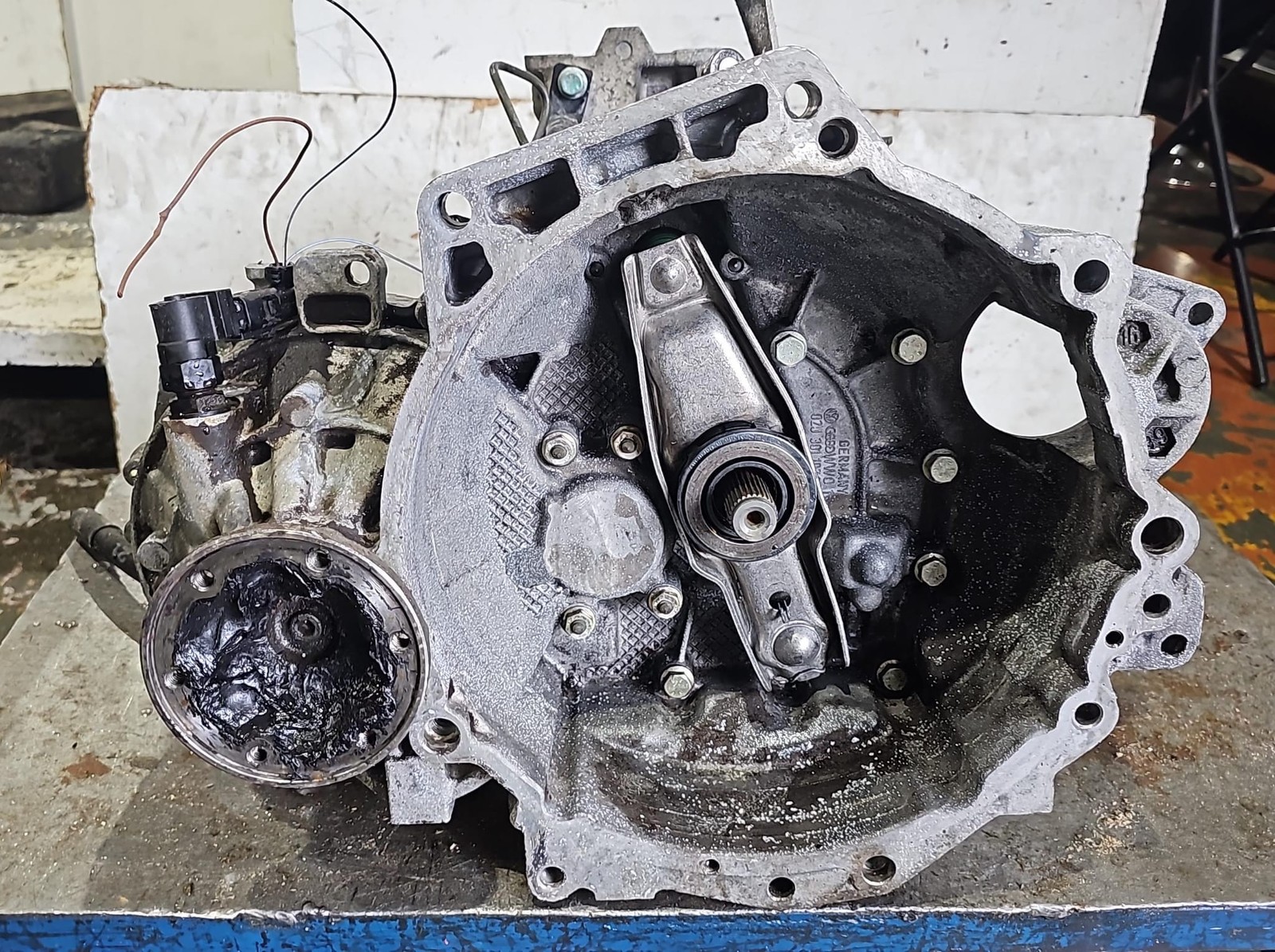 CAMBIO MANUALE COMPLETO PER VOLKSWAGEN Golf 4 Berlina EBF diesel 1900 (97>03)