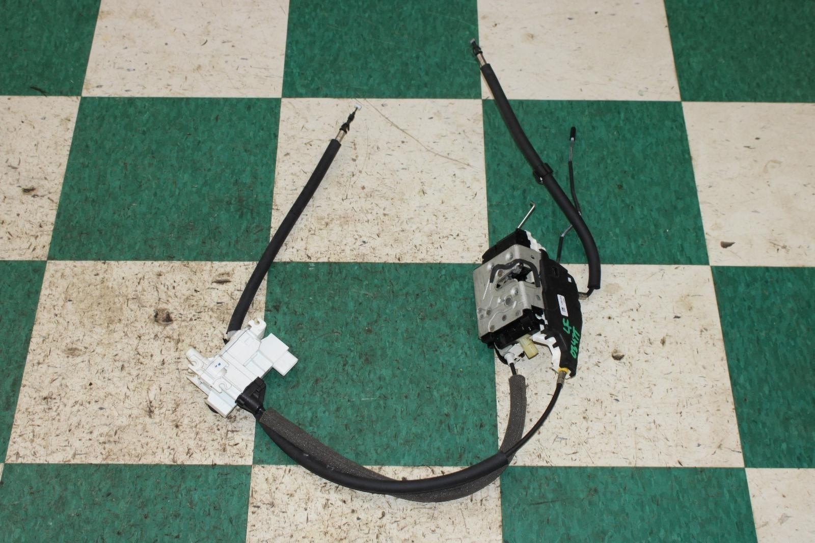 Maserati Quattroporte 2014-2024 Front Left Door latch P/N 6701758217