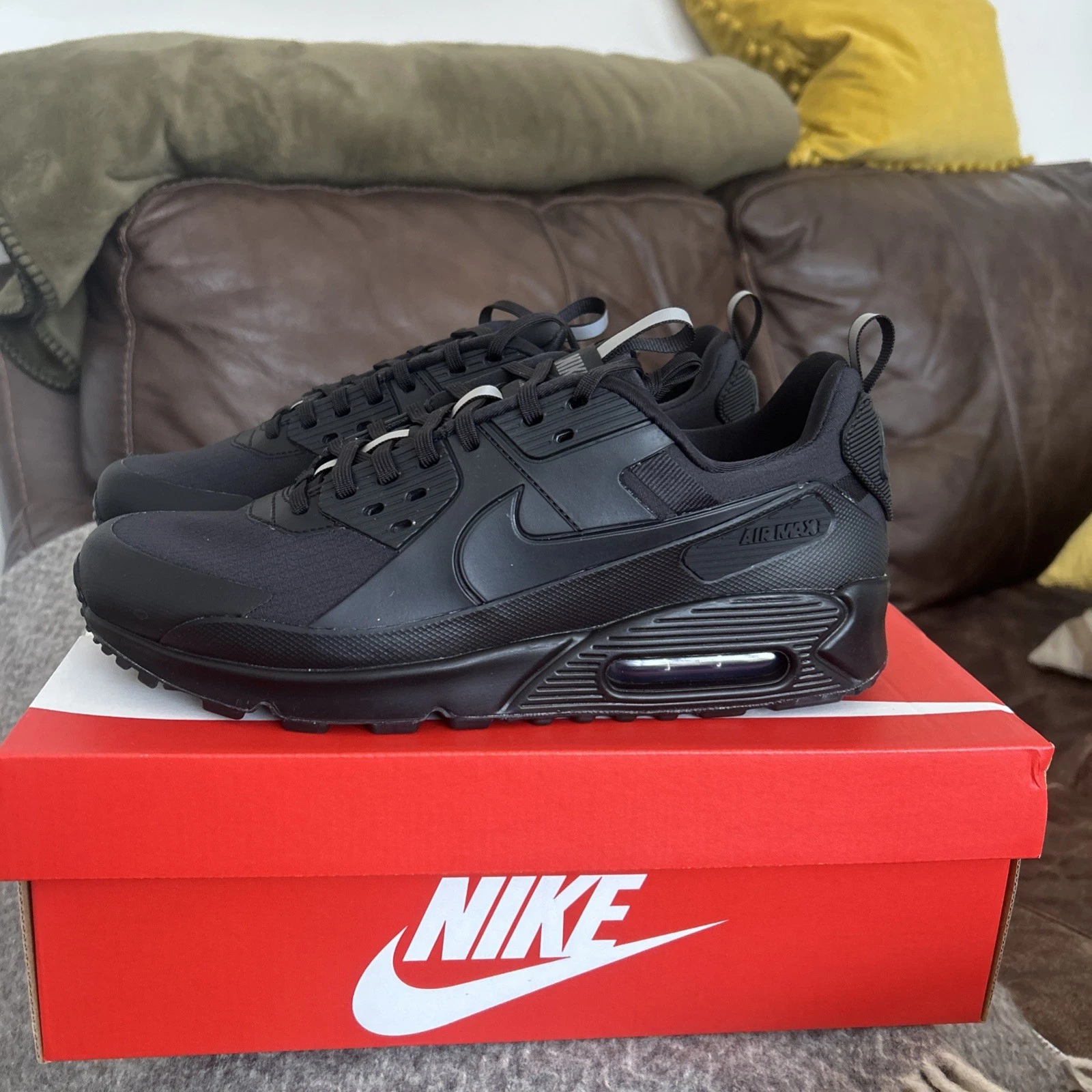 Nike Air Max 90 Drift UK 9.5 Black Black Black HQ1416-001