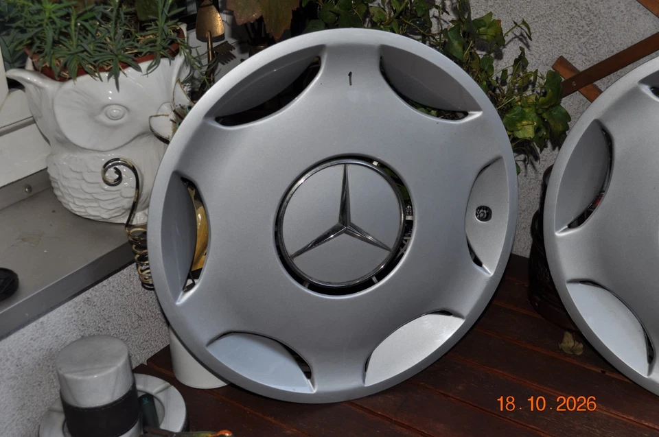 4× Orig Mercedes Benz Radkappe C KLASSE W202 W124 15 Zoll A2024010024 TOP!! - Bild 2 von 4