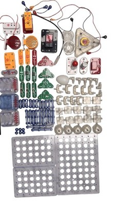 Snap Circuits Style Electronics Kit Parts Lot Base Grids Snap Wires LEDs Motors