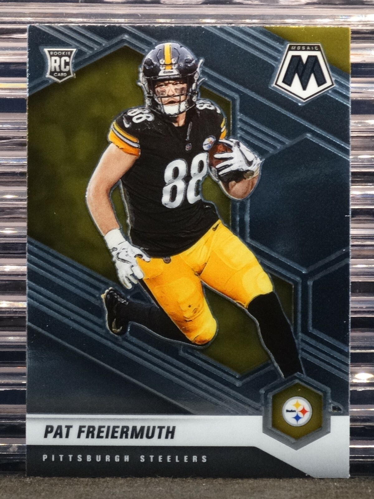 Pat Freiermuth 2021 Panini Mosaic #332 RC Steelers Football Base Rookie Card