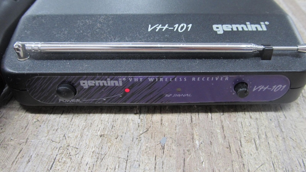GEMINI SINGLE WIRELESS HANDHELD MICROPHONE SYSTEM VH-101 HH-03MM