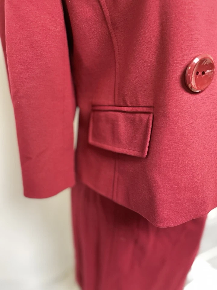 NUEVO Traje Falda Ann Taylor Talla 8 Conjunto de Dos Piezas Doble Pecho Asertivo en Rojo Foto 4 de 4