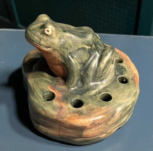 Vintage Weller 1920s Art Pottery Flower Frog  - FROG