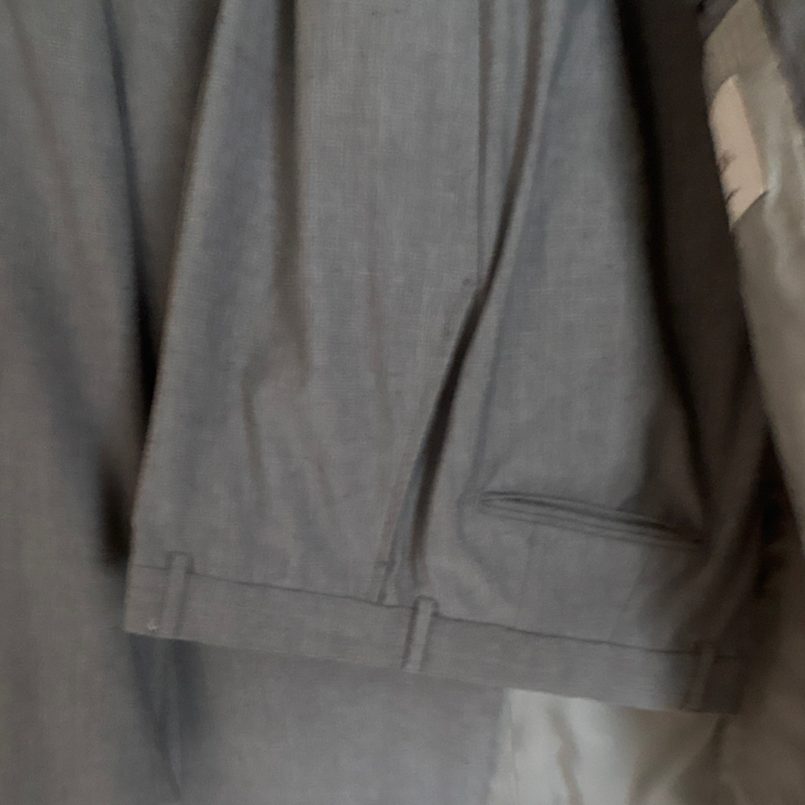 Hardwick Men's Gray Solid 2 Piece Single-Breasted… - image 3