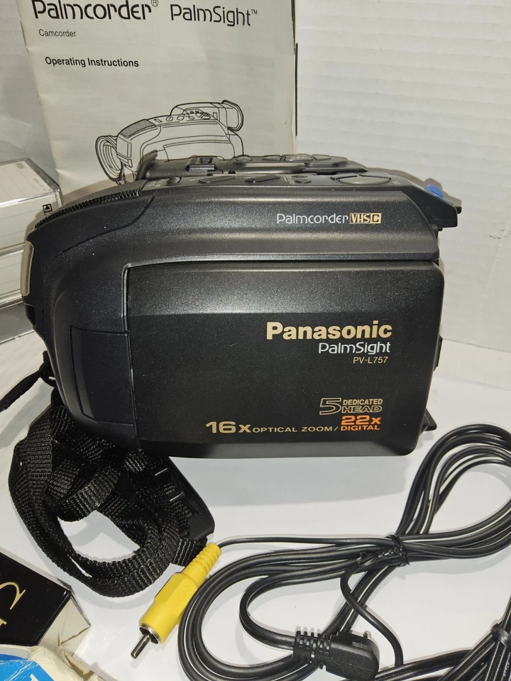 Used PANASONIC PALMSIGHT PV-L757D VHS-C Tape Camcorder Made In JAPAN Untested - Image 2 of 4