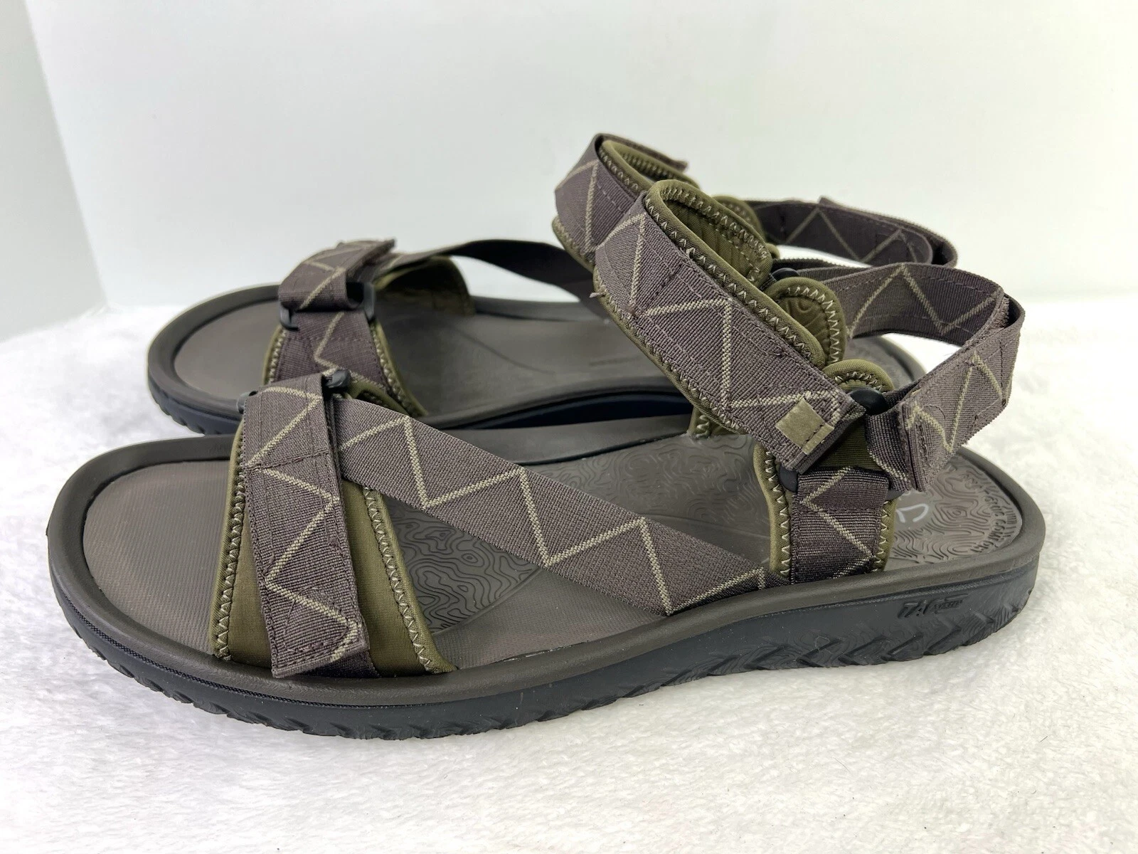 Sandali da trail Clarks Wesley da uomo taglia 13 M scarpe comode casual con cinturino nuovi