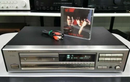 Componenti Onkyo per impianti Hi-Fi per la casa