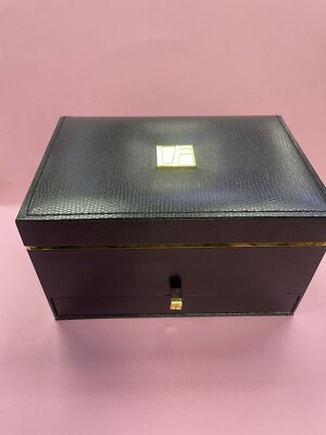 Authentic LINDA FARROW SUNGLASSES DISPLAY Box Case R5 | eBay display picture 3