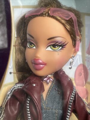 MGA BRATZ & BRATZ BOYZ SECRET DATE YASMIN DRESSED FASHION DOLL NEW COMPLETE NIB