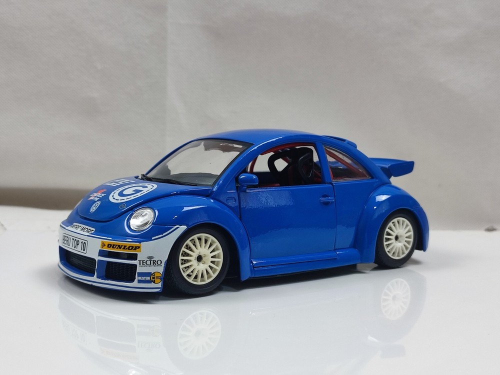 Burago 1/24 2000 Volkswagen Beetle Cup Blue Race Car Model