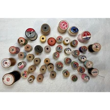 Vintage Lot 40 Wooden Spool Sewing Thread Coats & Clark Talon Belding Lily Conso