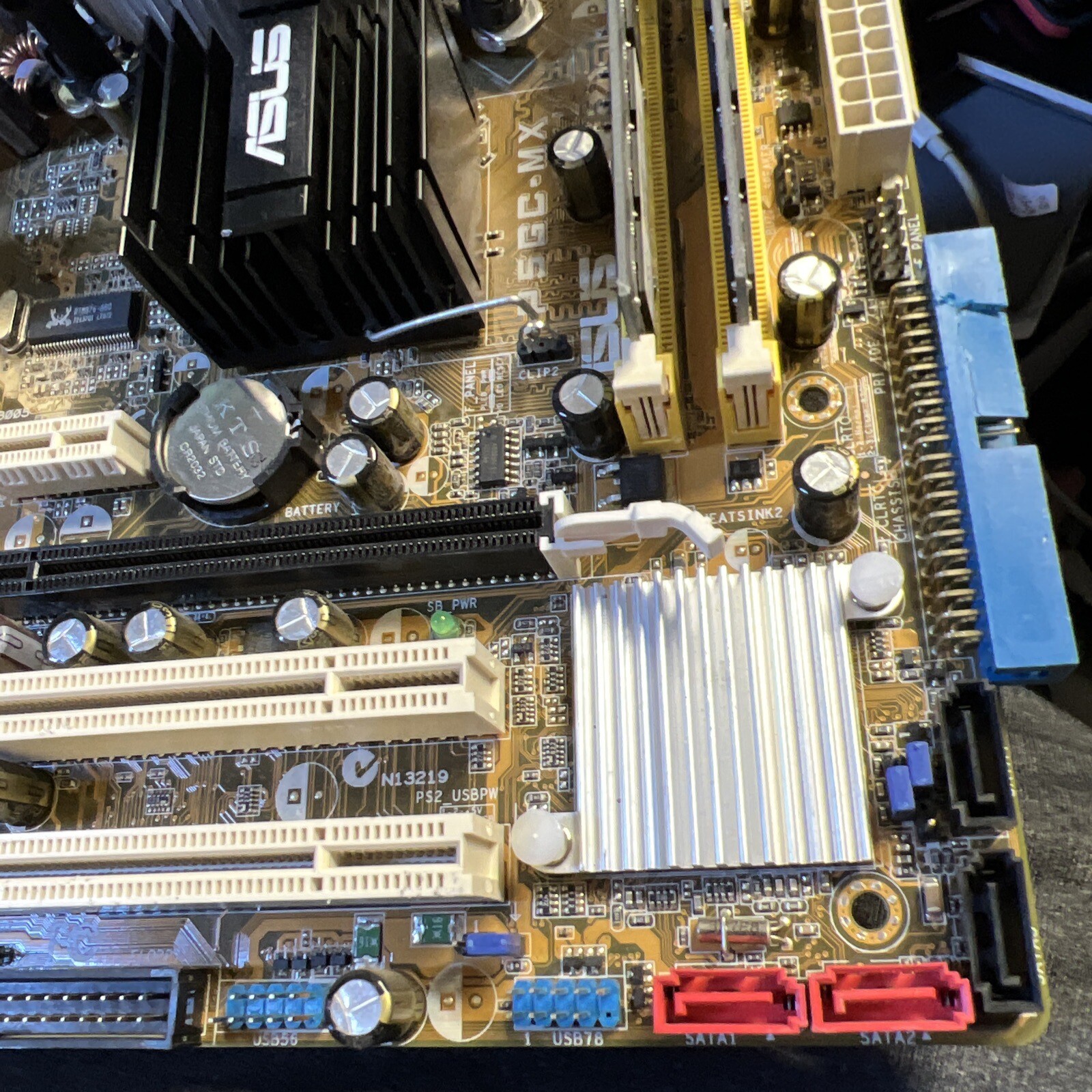 Asus P5GCMX/1333 Rev. 3.05G Socket LGA775/T DDR2 MicroATX Motherboard