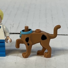 Lego 75902 Fred & Shaggy Minifigures from Scooby Doo Mystery Machine Set