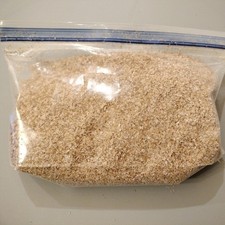 Wheat Bran Bedding and Feed for mealworms, cricket and dubia roaches - 5LB