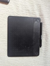 Wacom Black Small Intuos Art Pen and Touch Tablet CTH490AK