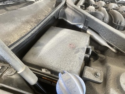 Used Fuse Box Engine fits: 2017 Genesis G90 engine compartment 5.0L AWD Grade A