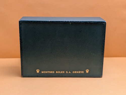 Rolex Oysterdate 6466 with Oyster Bracelet and box, Serviced - Picture 13 of 17