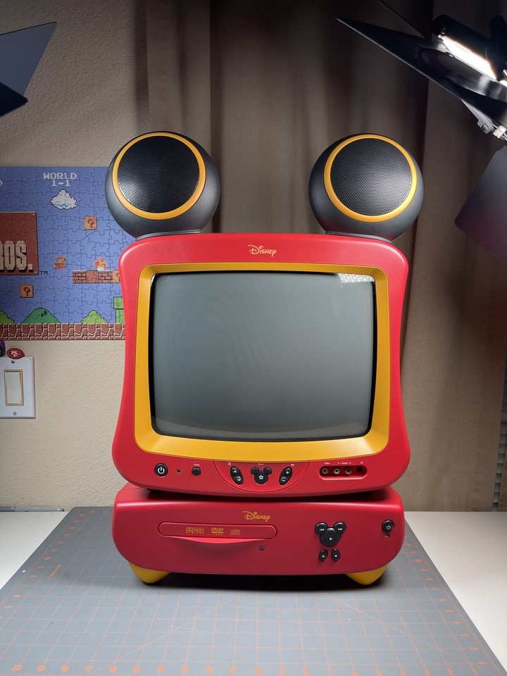 Disney Mickey Mouse Color CRT TV 13" W/ Speaker Ears DVD Player Remotes ...