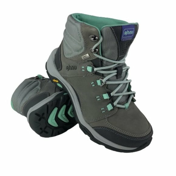 teva montara iii hiking boot