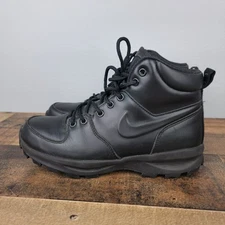 Nike Manoa Mid Men's Size 8 Winter Sneaker Boots Triple Black Leather