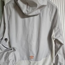 Umbro Windbreaker Hooded Jacket Size 95