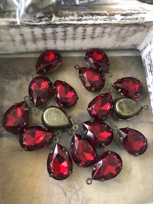 10PCS High grade Crystal Glass Rhinestones Teardrop red Beads Jewelrys 13 x 18
