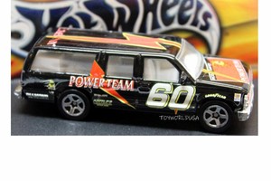 hot wheels suburban
