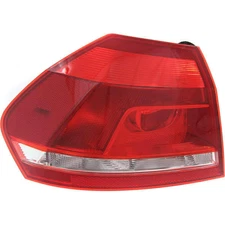 Tail Light For 06-11 Chevy HHR Passenger Side 15821824