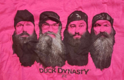 Duck Dynasty Women's T Shirt Pre Shrunk Cotton Pink Top Brand New Small