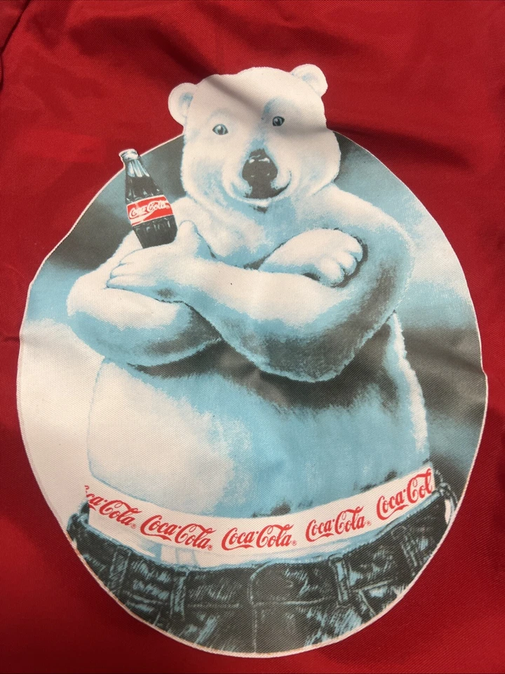 Mochila De Colección COCA COLA Oso Polar Inspirada en Markie Mark Roja Nueva Años 90 Nueva Con Etiquetas Foto 2 de 4