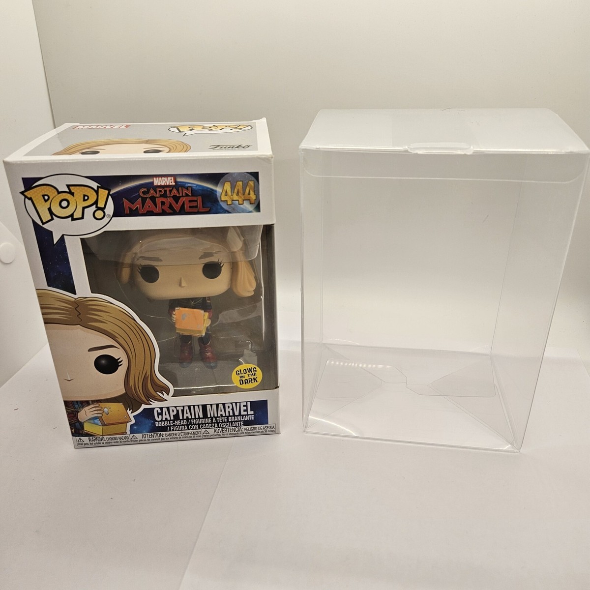 Funko Pop Captain Marvel Vinyl Figure #444 Tesseract Glow Marvel Soft Case