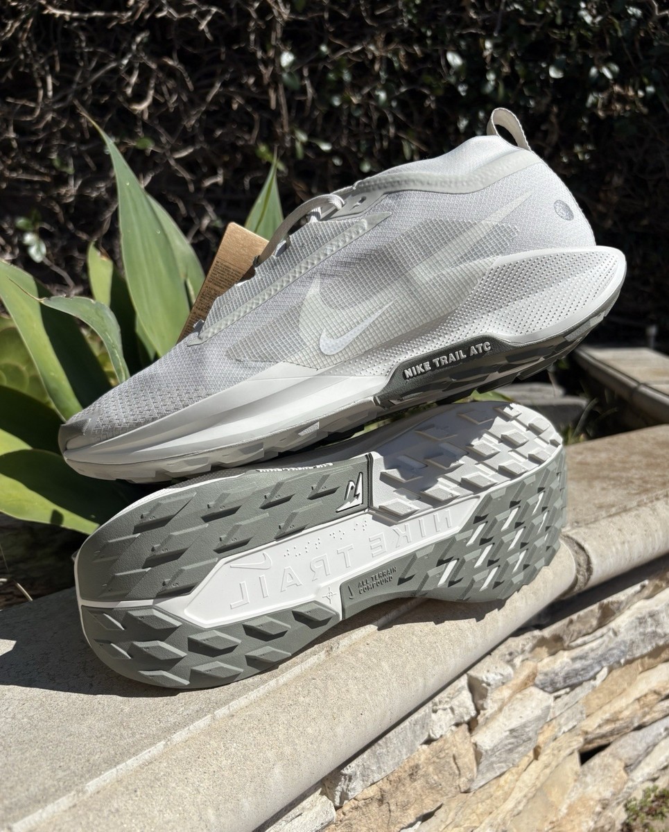 Nike Pegasus Trail 5 GORE-TEX Men's Size 14 Waterproof Model