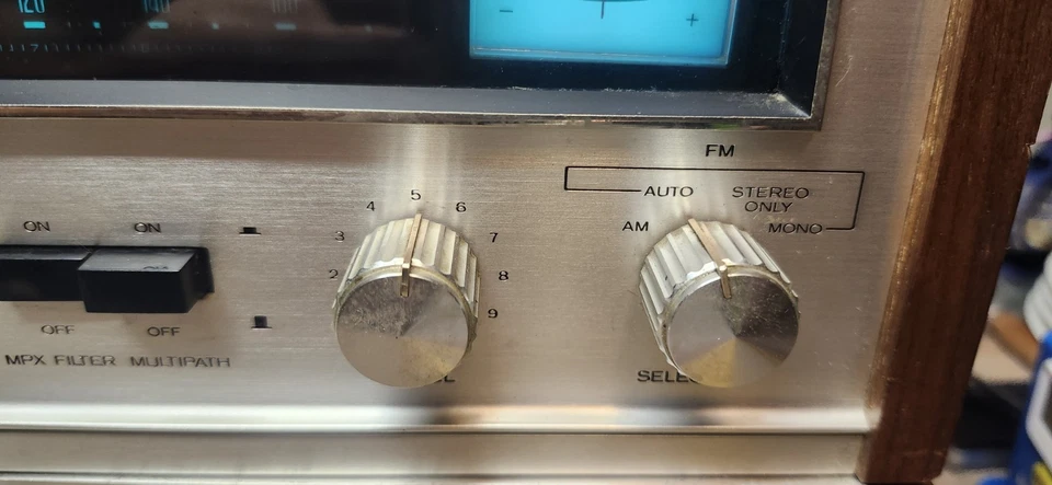 1972 Kenwood KT-7001 Solid State AM FM Stereo Tuner Silver Faceplate - Tested - Image 4 of 4