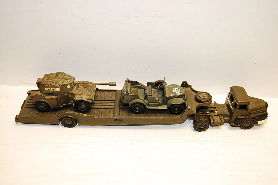 Alter DINKY Super Toys Military Transporter 39 A+ Solido Spy Car 240+ Dodge - Image 2 of 3