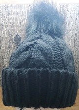 Time And Tru Womens Black Cable Knit Beanie Winter Hat With Pom One Size