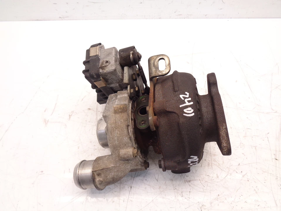 涡轮增压器适用于 2004 捷豹 S 型 II 2.7 V6 D 276DT AJD 200HP — 第 2/2 张图片