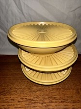 Three Vintage Tupperware Cereal Bowls With Lids Nice Made In USA! 808 890 35