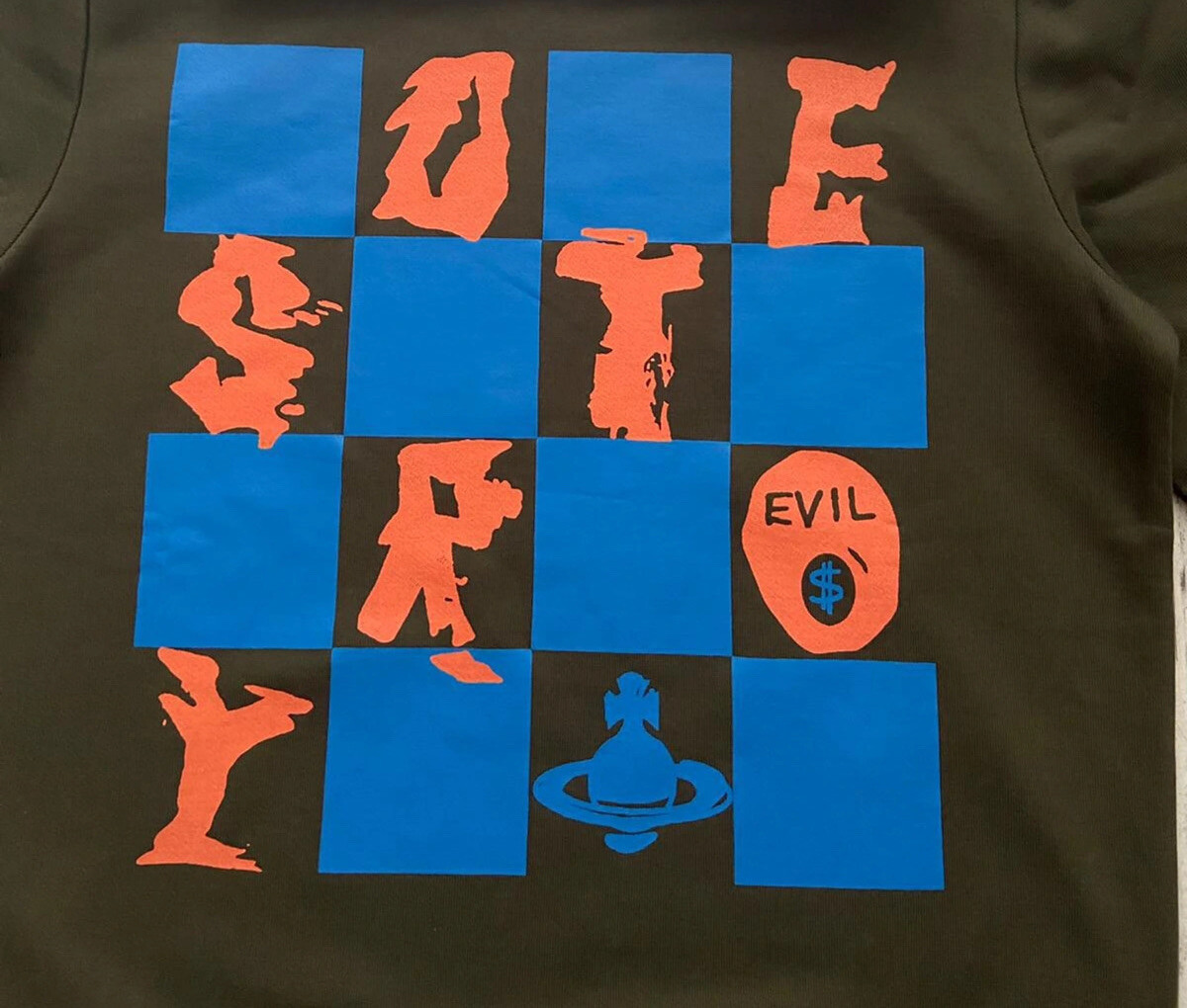 Vivienne Westwood - 新品　ヴィヴィアン　 Destroy　Ｔシャツ 100% Genuine Vivienne Westwood Military Green Evil Destroy