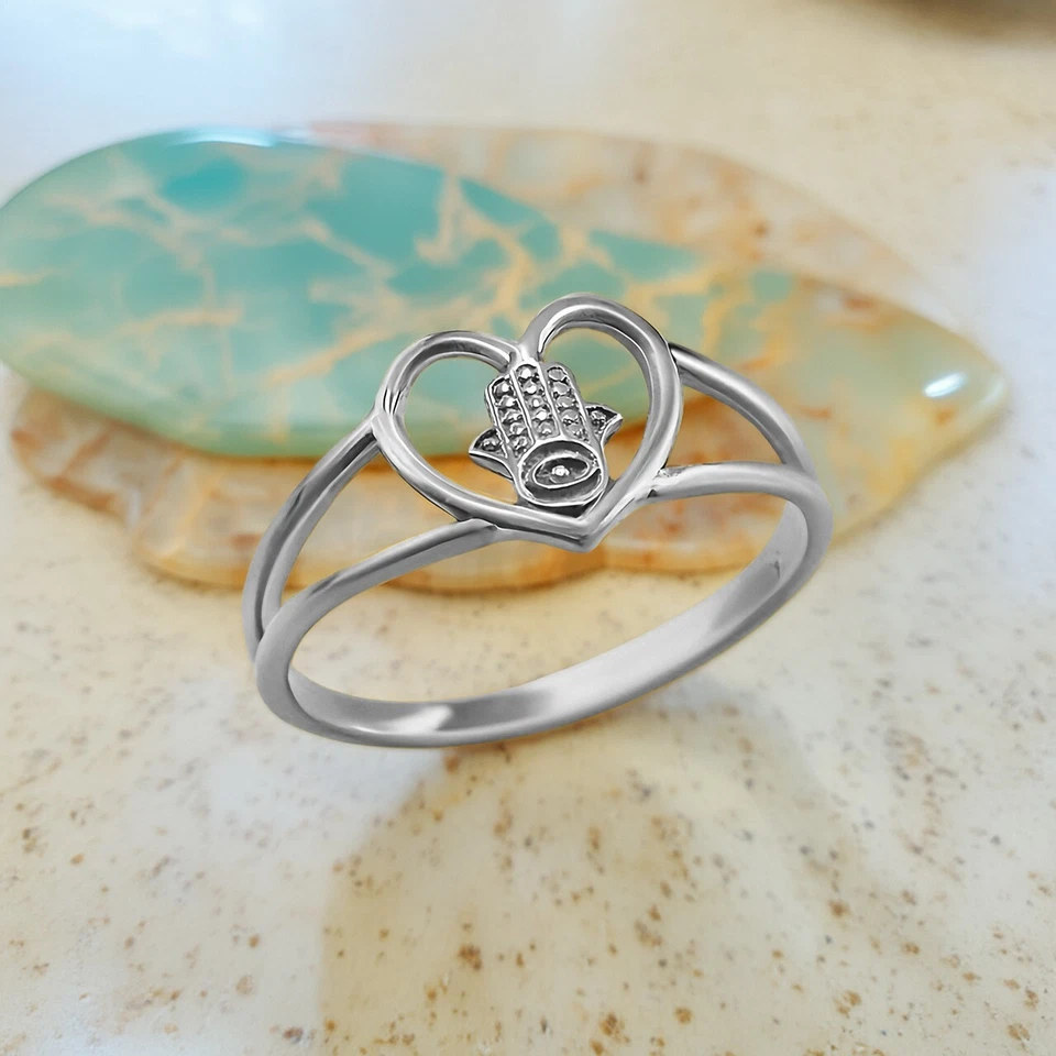 Dainty Gold Hamsa女式心形戒指,10K/14K,黄色、白色、玫瑰金 — 第 3/4 张图片