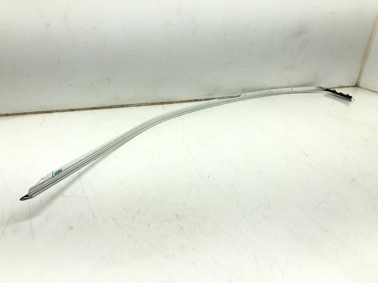2014-2017 MASERATI GHIBLI S RIGHT PASS SIDE ROOF WINDOW MOLDING TRIM CHROME OEM.