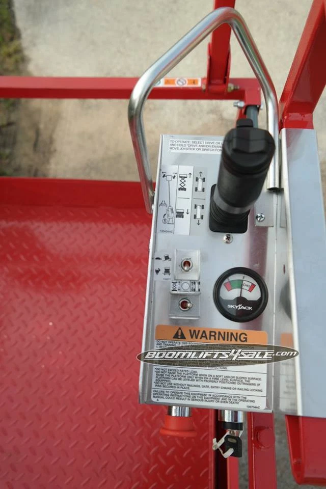 Elevador de tijera eléctrico Skyjack 4632 plataforma 32' *GARANTÍA RESTAURADA* Distribuidor   Foto 3 de 4