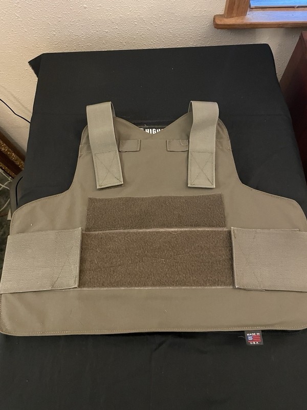 Highcom Trooper 3920 Concealable IIIA Soft Armor with Carrier 100% made in USA
