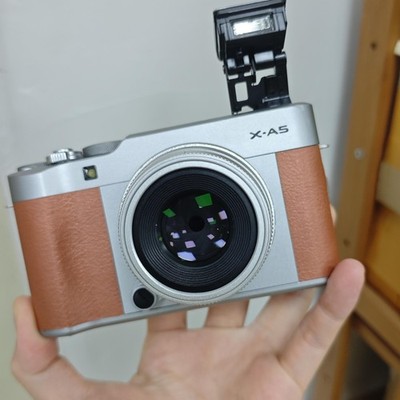 Fujifilm Fuji X-A5 24.2 MP Mirrorless Digital Camera W/35mm f1.6 MF Lens English