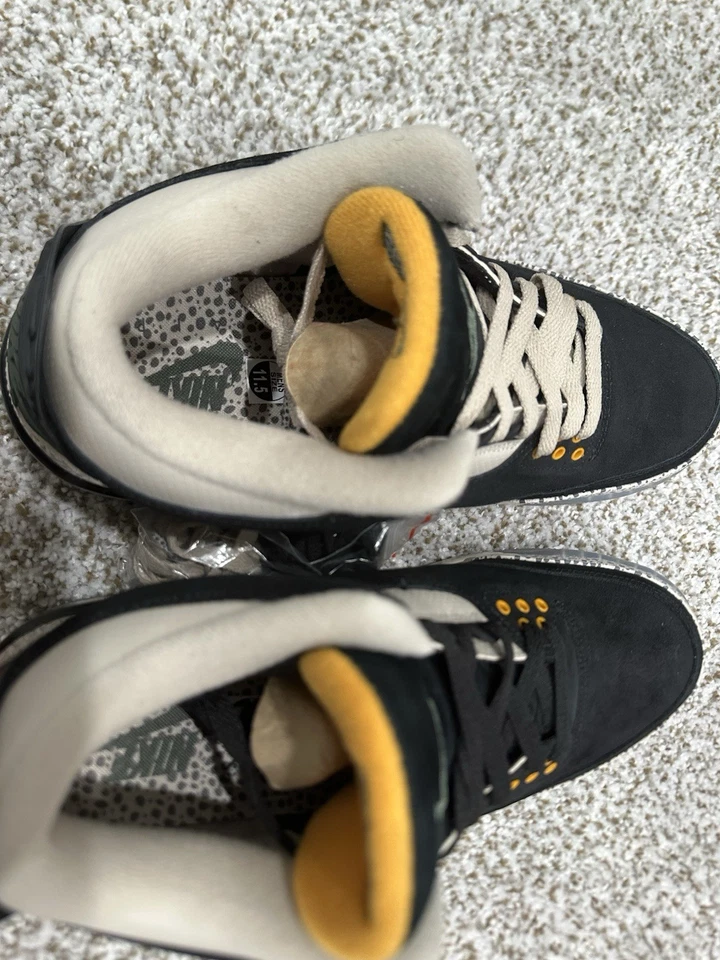 Talla 11.5 - Atmos x Air Jordan 3 Retro y Air Max 1 Safari Pack Foto 3 de 4