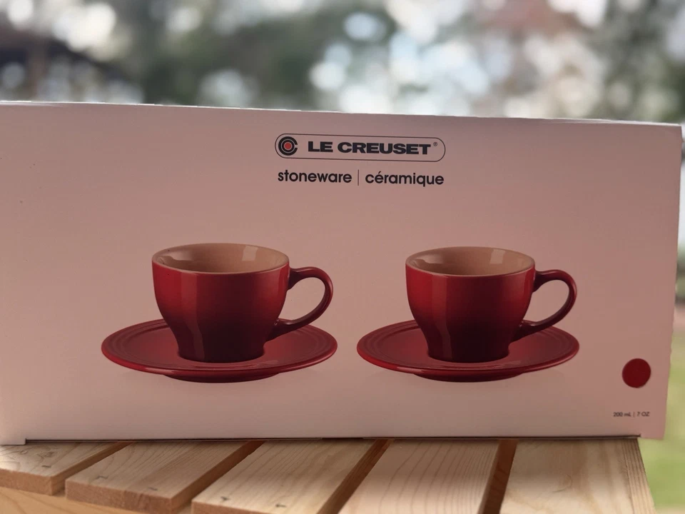 Juego de 2 tazas y platillos de capuchino Le Creuset nuevo - 7 fl oz rojo cerise Foto 3 de 4